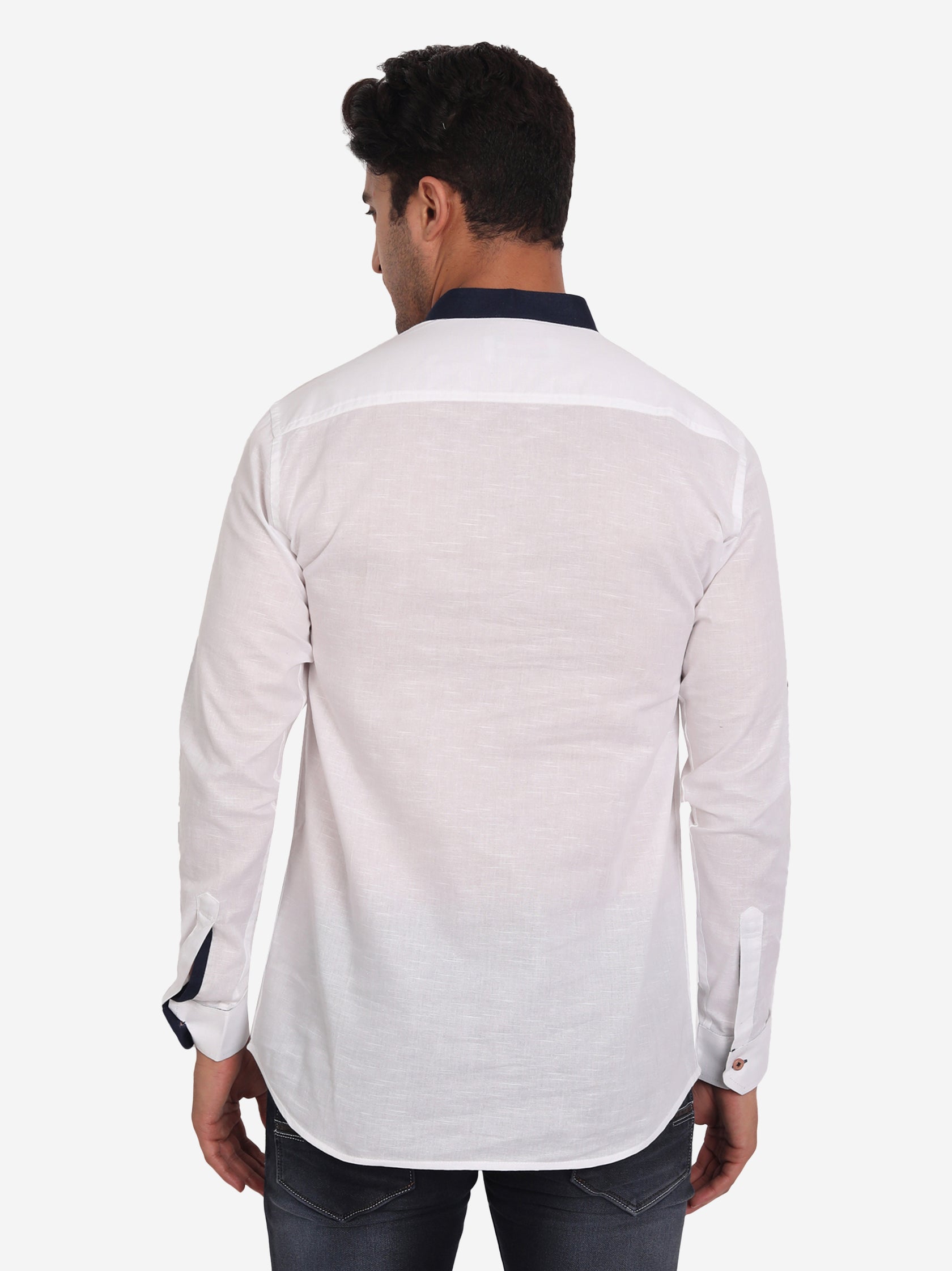 Men Slim Fit Contrast Collar Kurta